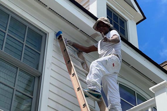 Gutter repair service in Knoxville