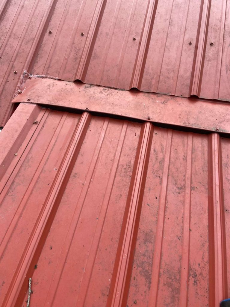 repair damaged metal roof